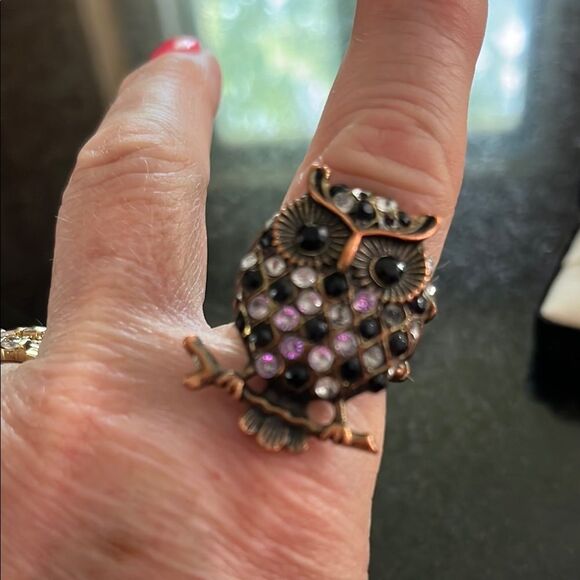 Vintage Black and Silver Owl Ring with Swarovski jewels in box - Picture 4 of 5